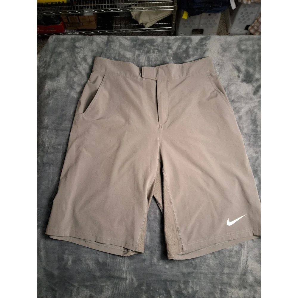 Nike Dri-FIT Mens Training Shorts Khaki Tan Mesh Inset Size Medium RN56323